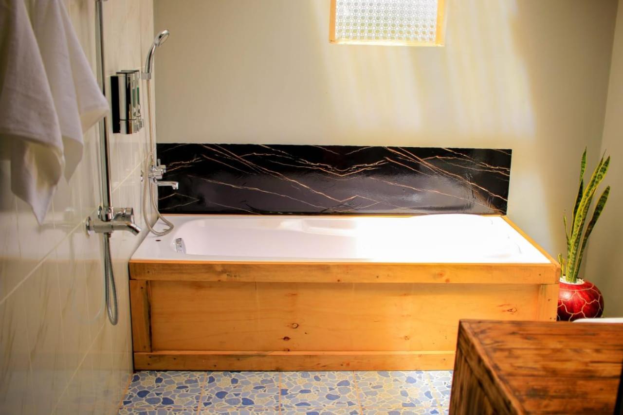Amanya 3-Bedroom Hut Амбосели Екстериор снимка